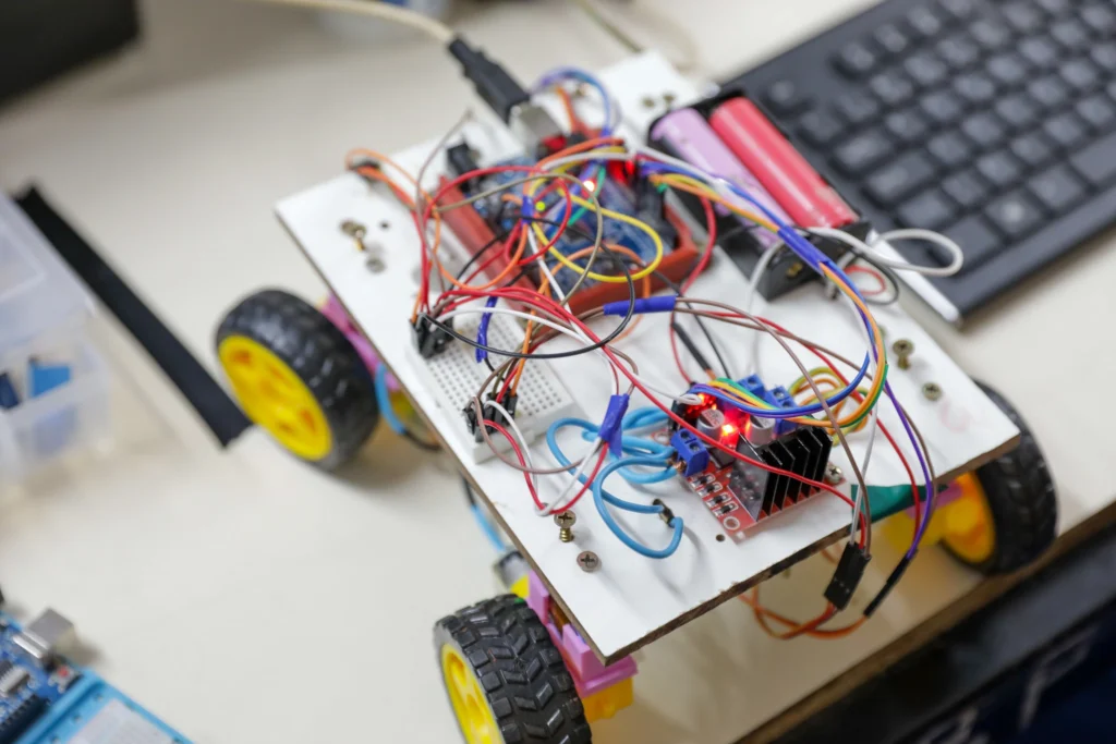 DIY Line Following Robot using Arduino